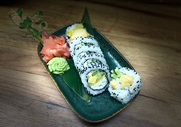 Uramaki:  Halibut w tempurze