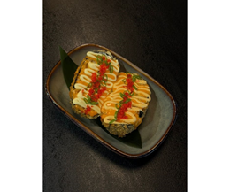 SUSHIBURGER Z KREWETKAMI W TEMPURZE
